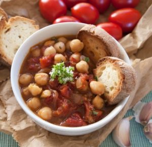 Zuppa di ceci con acciughe